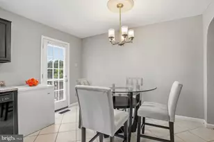 1736 Tiger Lily Cir, Woodbridge, VA 22192 - Photo 12