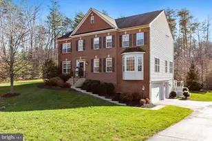 5401 Tomlinson Dr, Woodbridge, VA 22192 - Photo 1