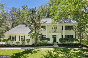 12478 Cavalier Dr, Woodbridge, VA 22192 - Photo 1