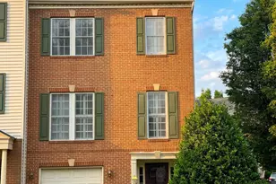 8050 Montour Hts Dr, Gainesville, VA 20155 - Photo 1