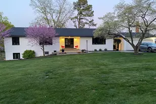 14500 Lloyd Ct, Haymarket, VA 20169 - Photo 1