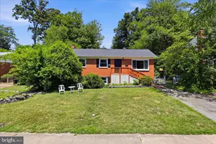 2311 W Longview Dr, Woodbridge, VA 22191 - Photo 1