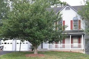 13575 Castlebridge Ln, Woodbridge, VA 22193 - Photo 1