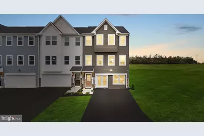 8 Sorento Ct, Inwood, WV 25428 - Photo 1