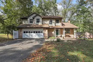 12 Shadow Ln, Martinsburg, WV 25403 - Photo 1