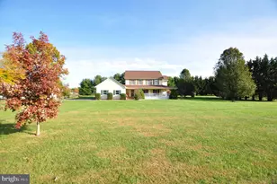 347 Irish Ln, Martinsburg, WV 25403 - Photo 1