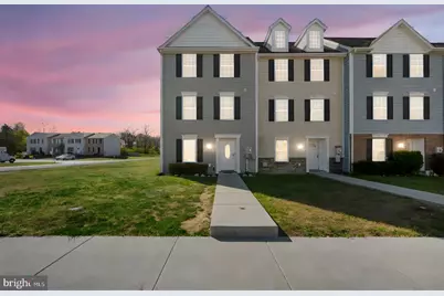15 Hanger Court, Inwood, WV 25428 - Photo 1