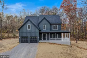 659 Nimitz Ln, Hedgesville, WV 25427 - Photo 1