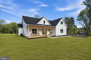 825 Avanti Dr, Bunker Hill, WV 25413 - Photo 1