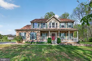 983 Files Cross Rd, Martinsburg, WV 25404 - Photo 1