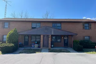 319 Pendleton Dr, Martinsburg, WV 25401 - Photo 1