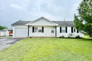 394 Mimosa Dr, Martinsburg, WV 25404 - Photo 1