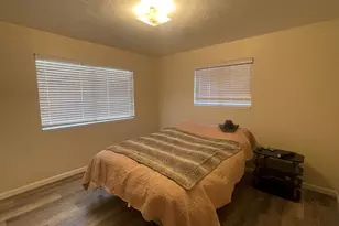 302 Mountain View Rd, Calpine, CA 96124 - Photo 16