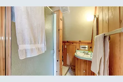 1446 Highway 89, Clio, CA 96106 - Photo 14