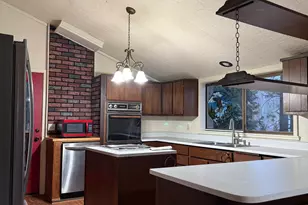 17420 Pioneer Rd, Greenville, CA 95971 - Photo 8