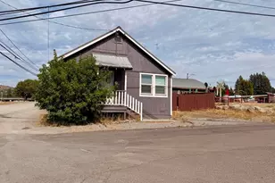 59 California St, Portola, CA 96122 - Photo 2