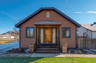 206 Alleghany St, Loyalton, CA 96118 - Photo 1