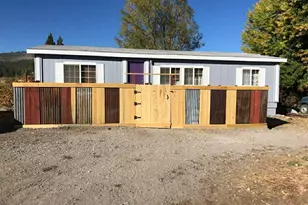 929 Sierra Brooks Dr, Loyalton, CA 96122 - Photo 2