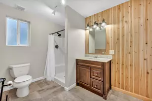 604 Pine St, Loyalton, CA 96122 - Photo 32