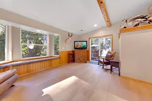6878 Almanor Lake Estates Dr, Lake Almanor, CA 96137 - Photo 14