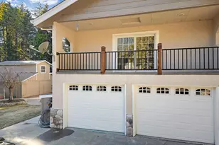 6878 Almanor Lake Estates Dr, Lake Almanor, CA 96137 - Photo 38