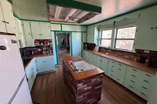 418 Birch St, Westwood, CA 96137 - Photo 4