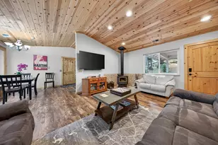 718 Timber Ridge Rd, Lake Almanor, CA 96137 - Photo 4