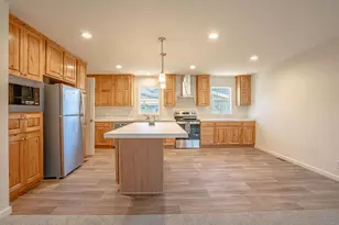 305 Bush St, Greenville, CA 95947 - Photo 6