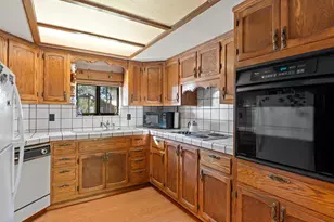 181 E Magnolia Ave, Portola, CA 96122 - Photo 12