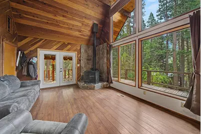 27 Oak Avenue, Sierra City, CA 96125 - Photo 4
