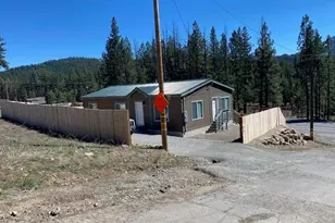 617 E Sierra St, Portola, CA 96122 - Photo 2