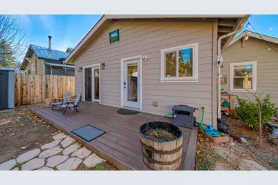 411 Nevada Street, Portola, CA 96122 - Photo 12