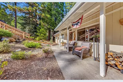 706 Lake Ridge Road, Lake Almanor, CA 96137 - Photo 2