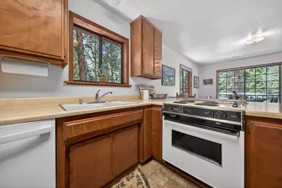124 Marion Trail, Lake Almanor West, CA 96020 - Photo 10