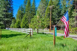 57707 Jackson View Dr, Blairsden-Graeagle, CA 96103 - Photo 12