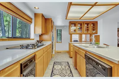 6869 Almanor Lake Estates Drive, Lake Almanor, CA 96137 - Photo 12