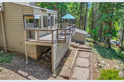 6869 Almanor Lake Estates Drive, Lake Almanor, CA 96137 - Photo 8