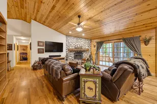 860 Red Fox Rd, Clio, CA 96106 - Photo 12