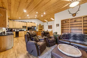 860 Red Fox Rd, Clio, CA 96106 - Photo 14