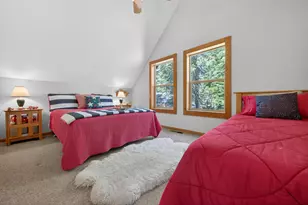 808 Lake Ridge Rd, Lake Almanor, CA 96137 - Photo 16