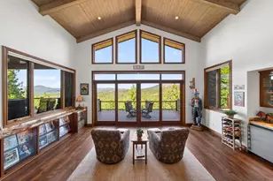 646 Star Top, Portola, CA 96122 - Photo 14