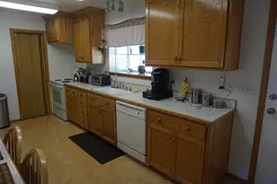 141 Forest View Dr, Quincy, CA 95971 - Photo 8