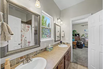 421 Nevada Street, Portola, CA 96122 - Photo 34