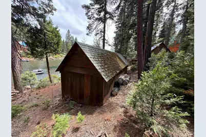 122 Peninsula Drive, Lake Almanor, CA 95674 - Photo 14
