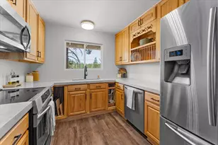 458 Delleker Dr, Portola, CA 96122 - Photo 4