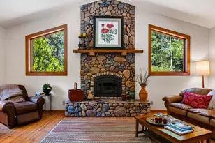 33 Manor Dr, Lake Almanor, CA 96137 - Photo 8