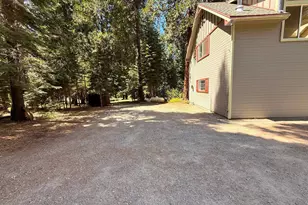 60548 River Ridge Trail, Cromberg, CA 96122 - Photo 32