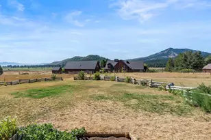 79165 Valley View Dr, Beckwourth, CA 96122 - Photo 46