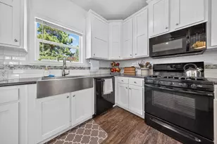 3390 Woodlake Dr, Hamilton Branch, CA 96137 - Photo 10