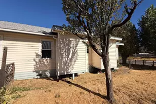 197 E Riverside Ave, Portola, CA 96122 - Photo 24
